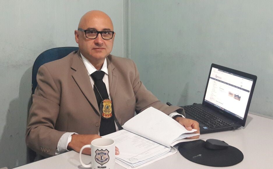  Equipe de Investigação da 6ª Delegacia de Polícia prendem foragidos da Justiça